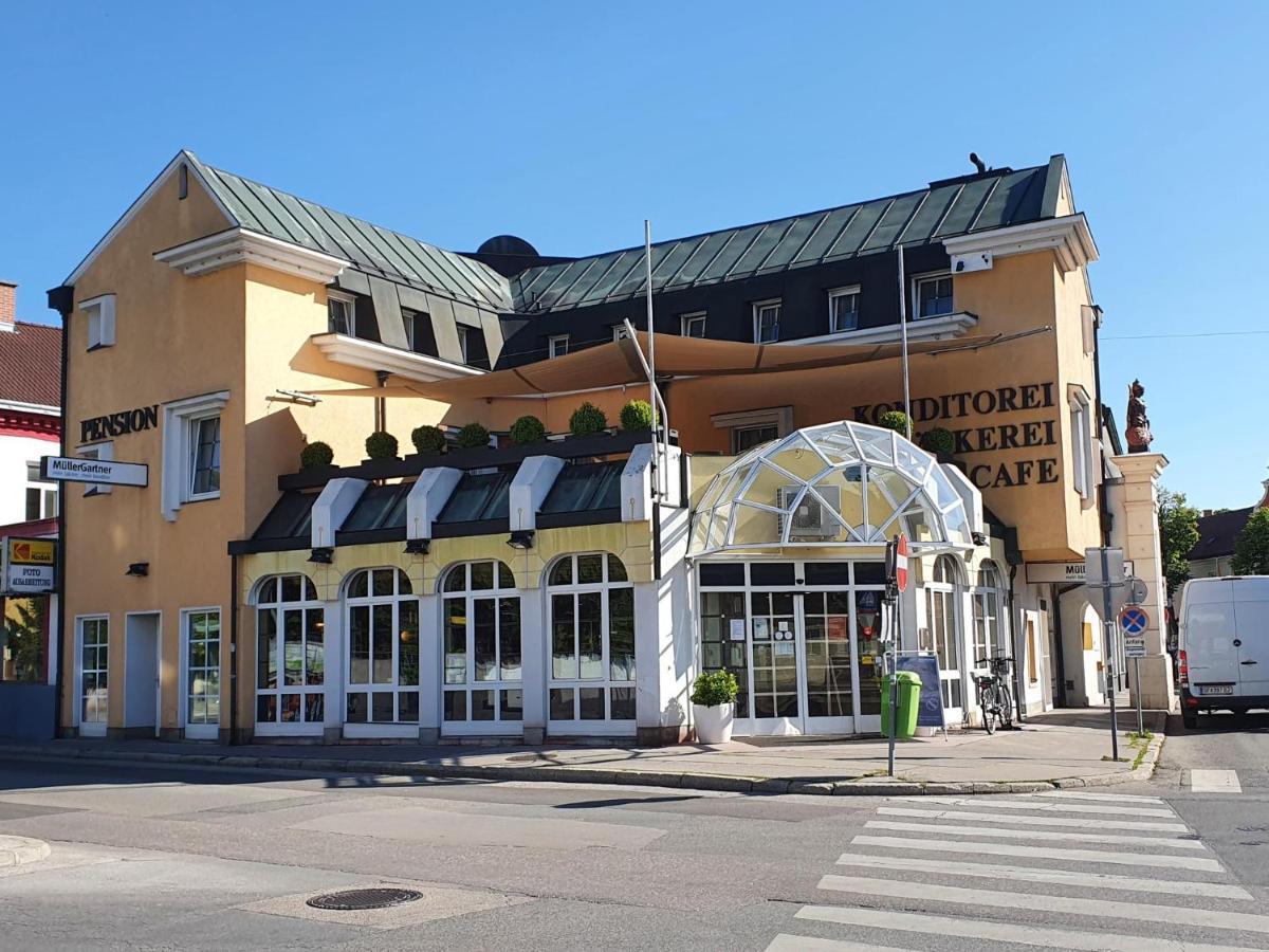 Hotel Pension Mueller Gartner Groß-Enzersdorf Esterno foto