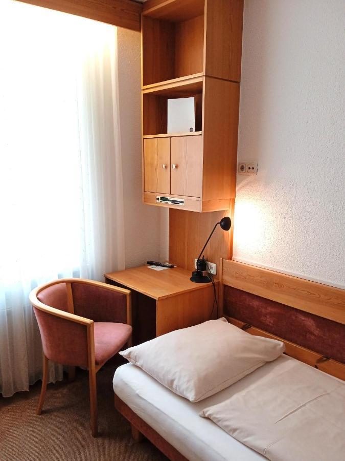 Hotel Pension Mueller Gartner Groß-Enzersdorf Esterno foto